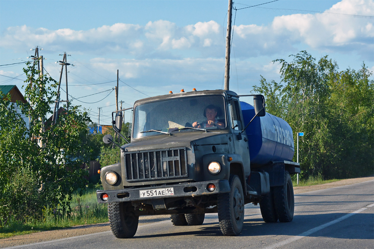 Саха (Якутия), № У 551 АЕ 14 — ГАЗ-4301