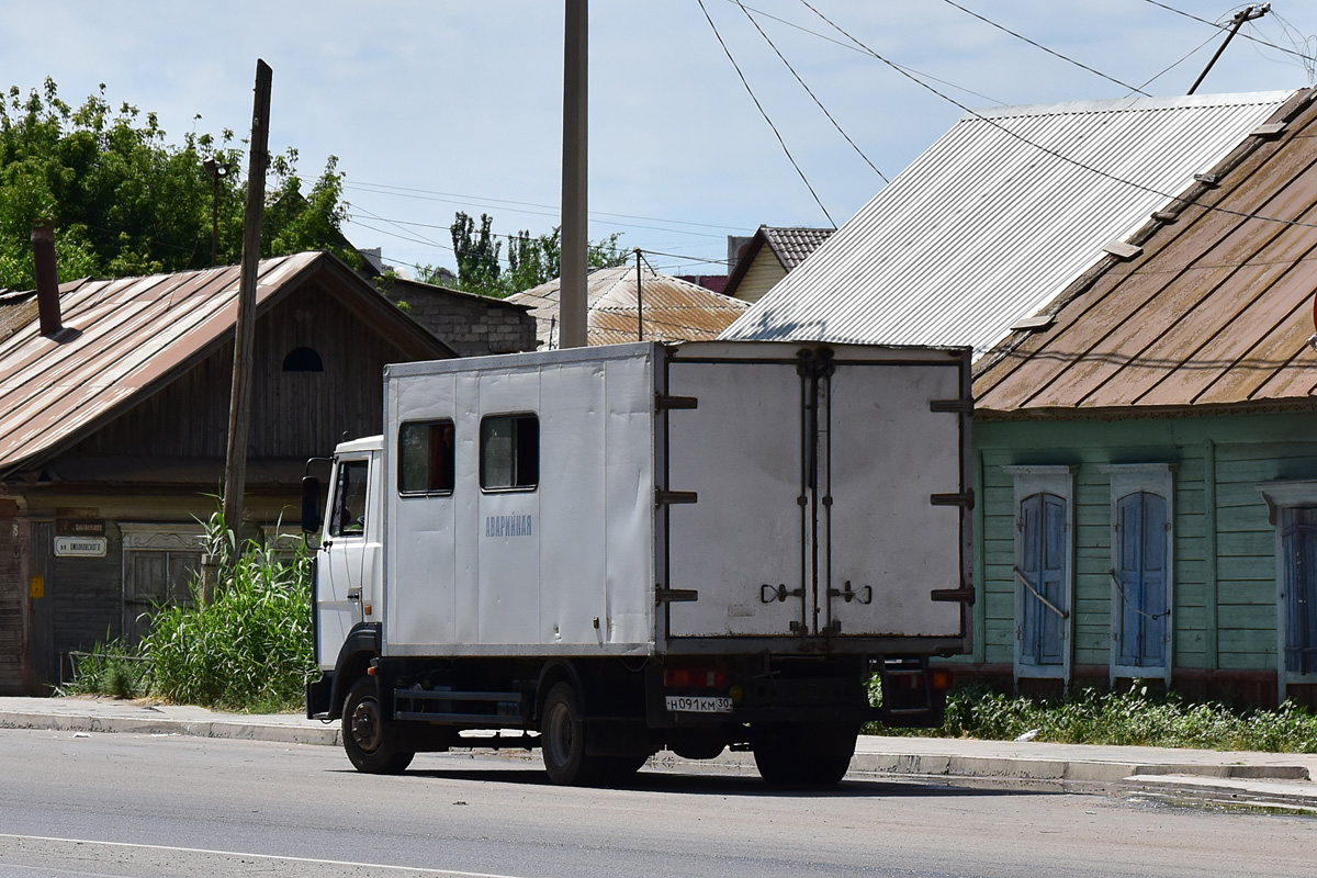 Астраханская область, № Н 091 КМ 30 — МАЗ-437043