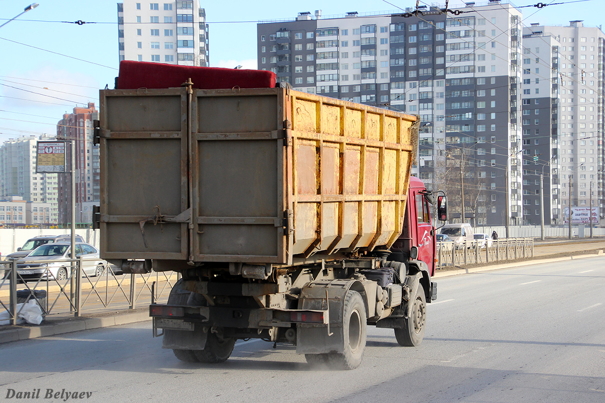 Санкт-Петербург, № В 521 МН 178 — КамАЗ-43255-A3(96)