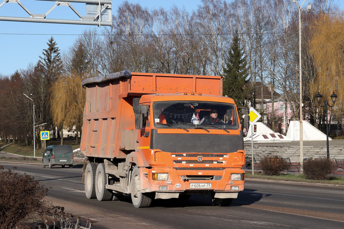 Калининградская область, № Р 606 НР 39 — КамАЗ-65115-A4(23)