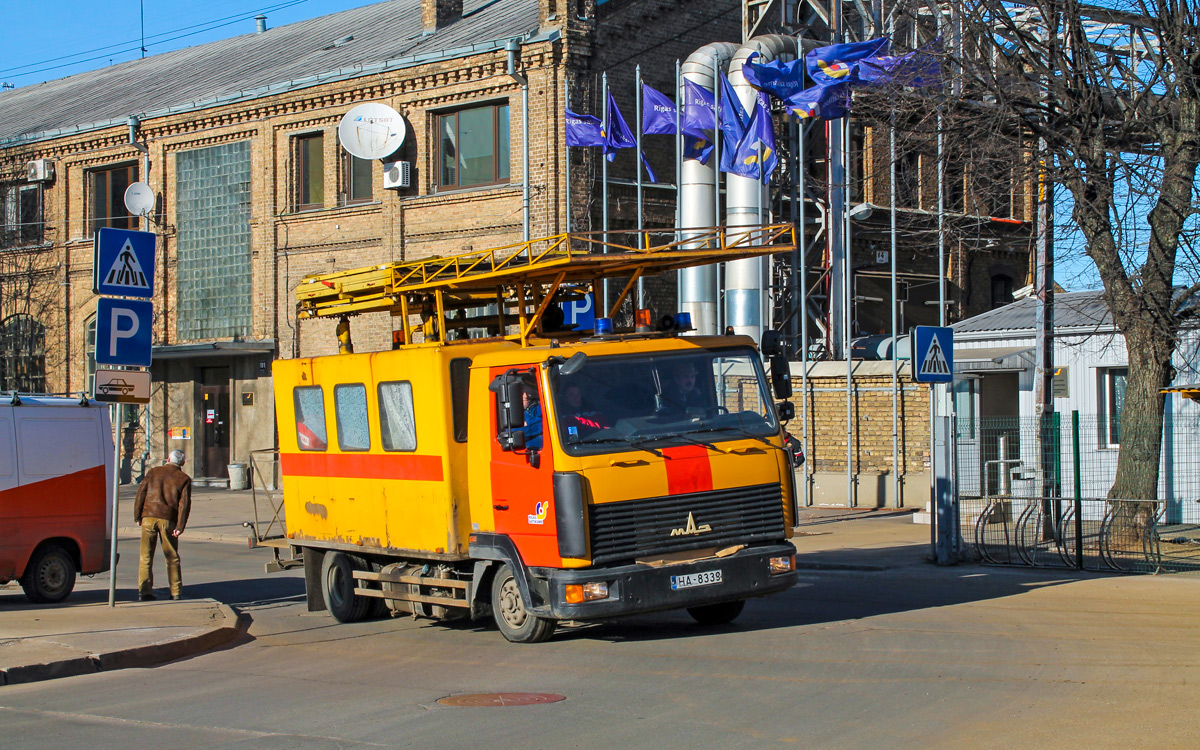Латвия, № 84412 — МАЗ-437137 [S19-AK0]