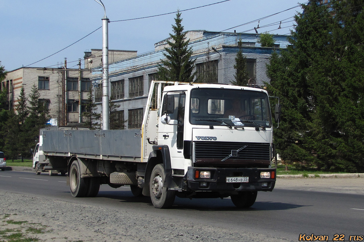 Алтайский край, № Е 648 НВ 22 — Volvo FS7