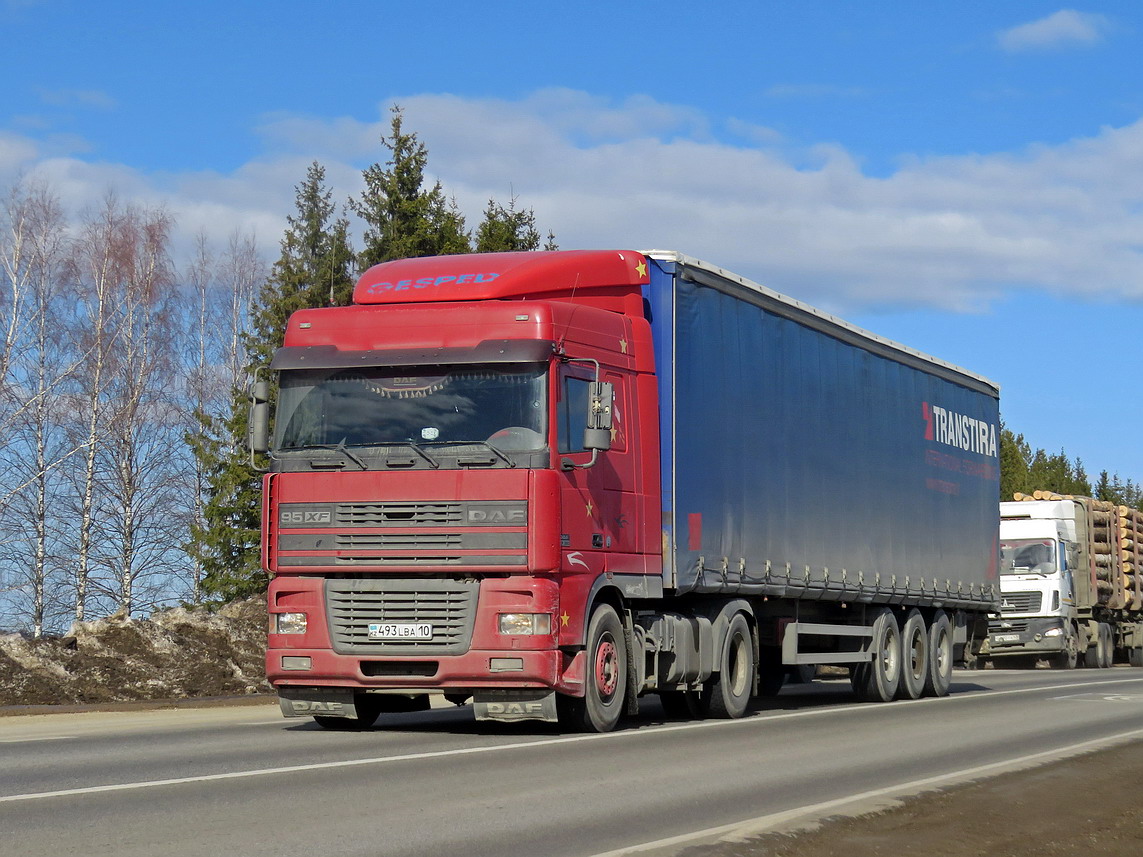 Костанайская область, № 493 LBA 10 — DAF XF95 FT