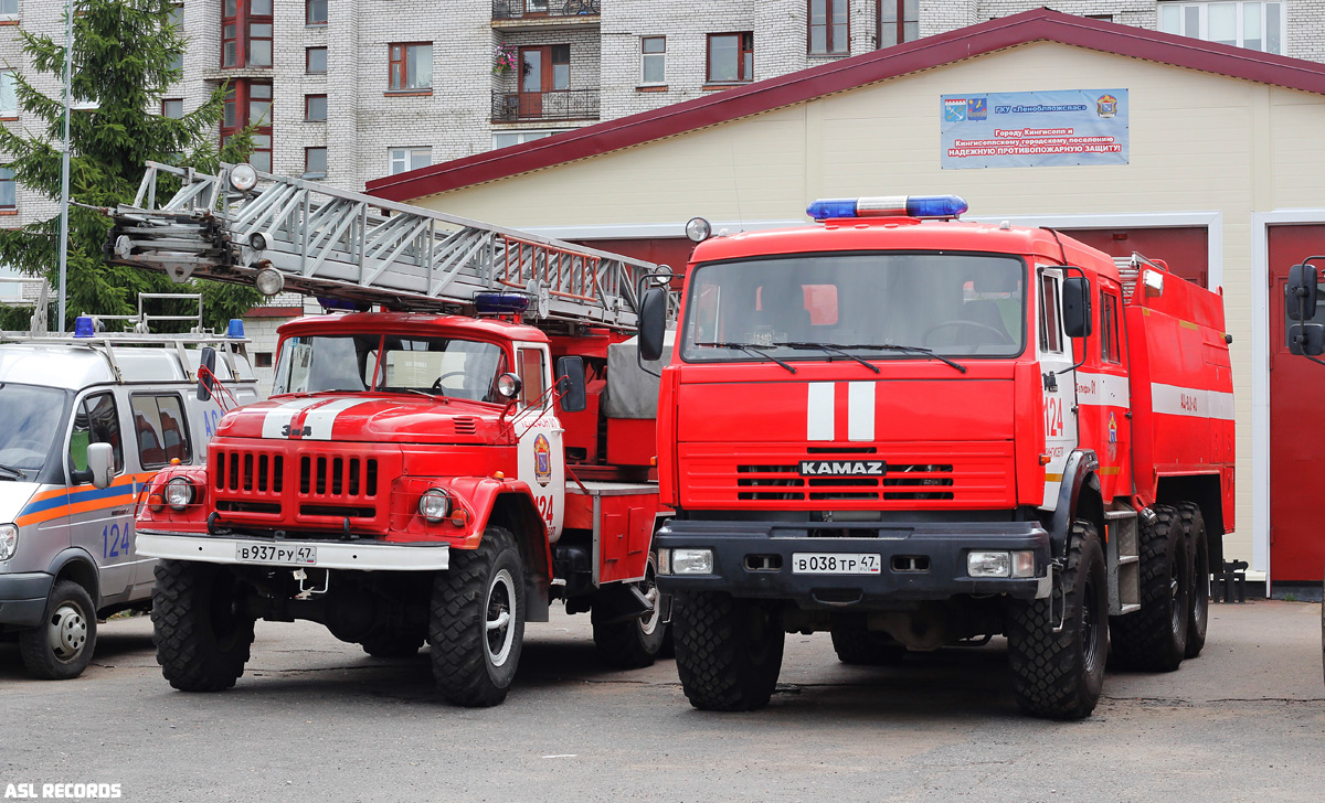 Ленинградская область, № В 038 ТР 47 — КамАЗ-43118-15 [43118R]