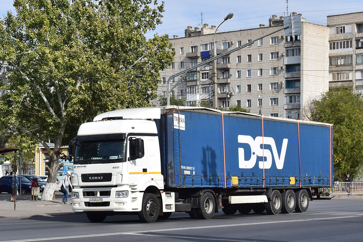 Карачаево-Черкесия, № В 348 ЕМ 09 — КамАЗ-5490-S5(87)
