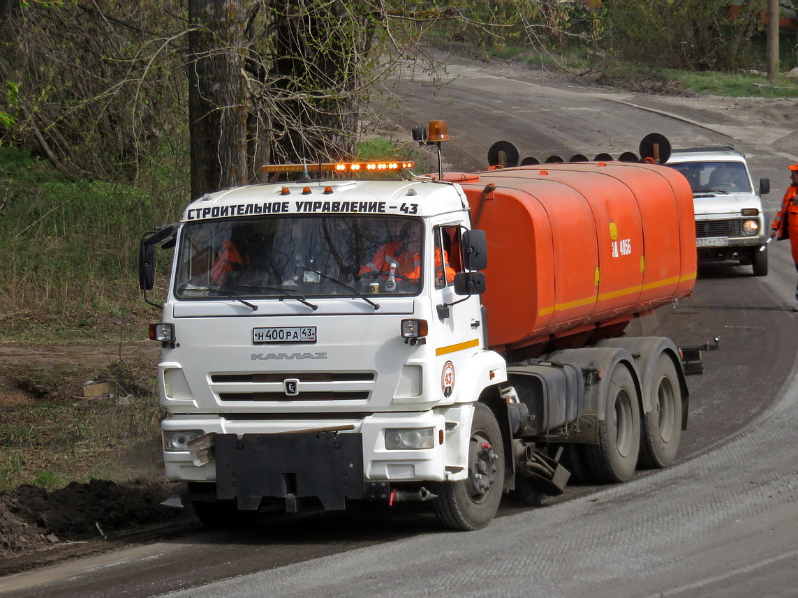Кировская область, № Н 400 РА 43 — КамАЗ-65115-A4(23)