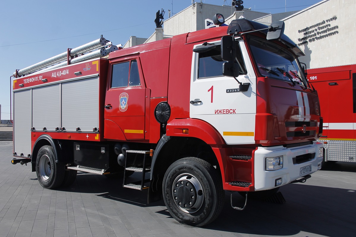 Удмуртия, № О 127 АТ 18 — КамАЗ-43265-D5(66)