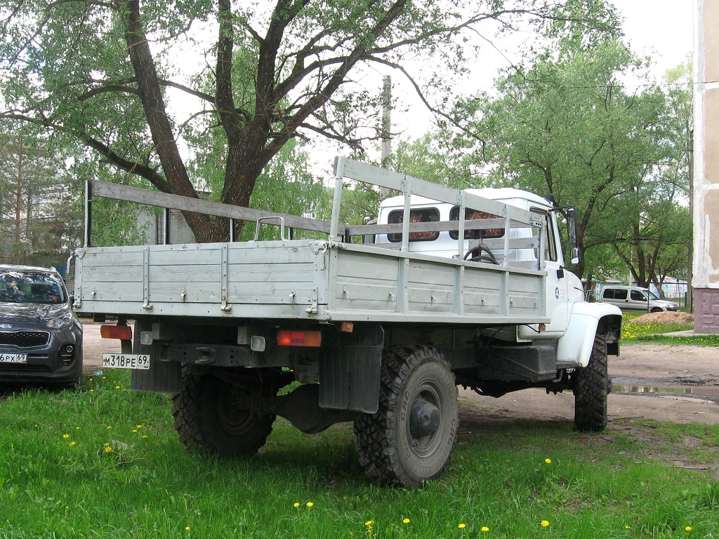 Тверская область, № М 318 РЕ 69 — ГАЗ-33081 «Садко»