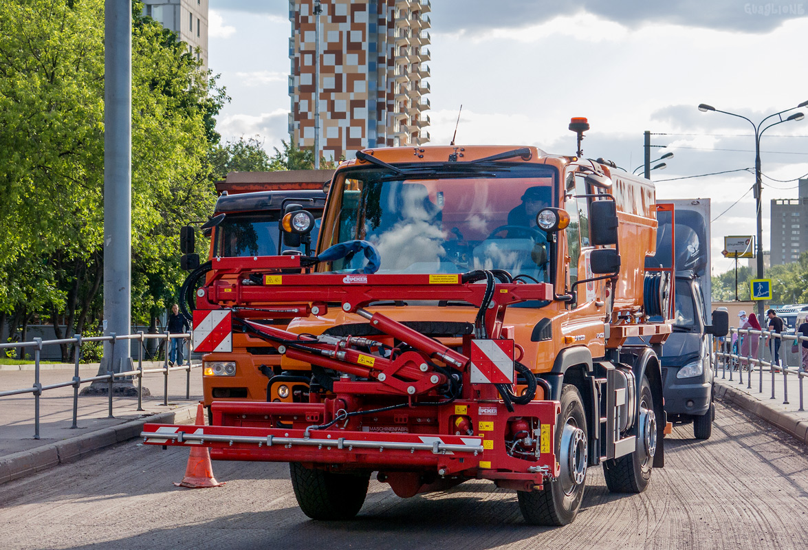 Москва, № 32 — Mercedes-Benz Unimog U423