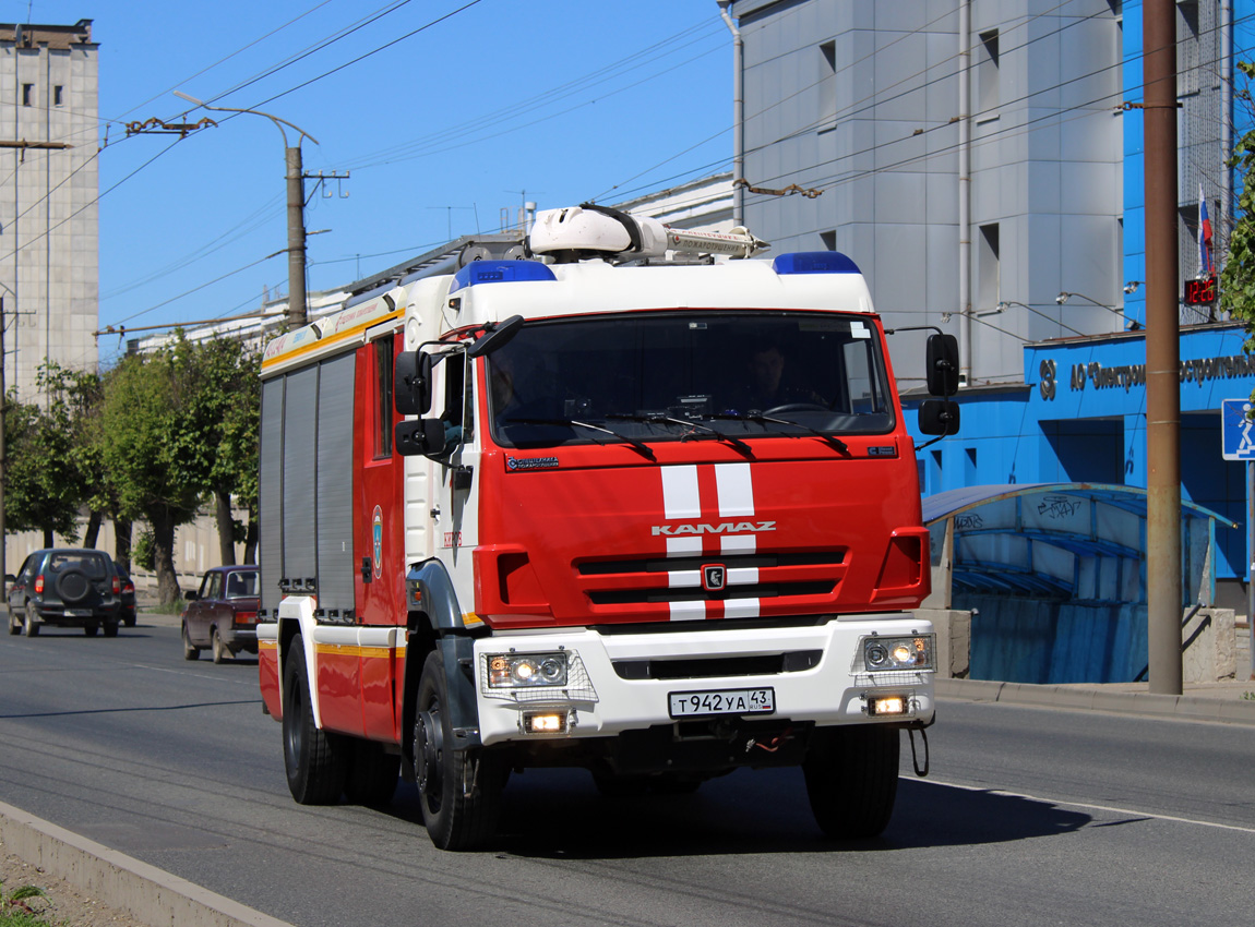 Кировская область, № Т 942 УА 43 — КамАЗ-5387-RF(08) [53870F-R]