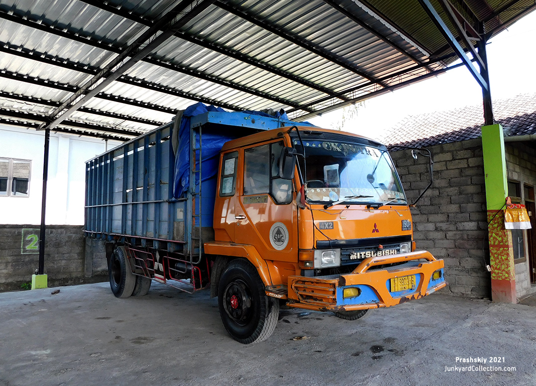 Индонезия, № DK 8903 KB — Mitsubishi Fuso (общая модель)