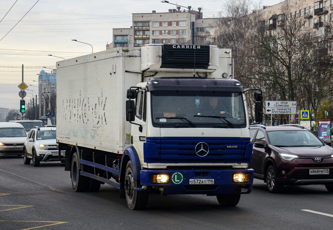Санкт-Петербург, № О 572 АТ 198 — Mercedes-Benz SK 1820