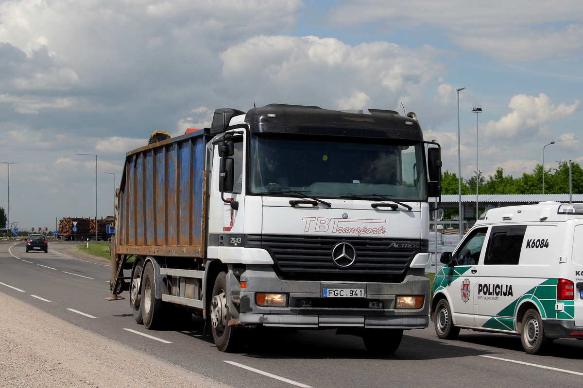 Литва, № FGC 941 — Mercedes-Benz Actros ('1997) 2543