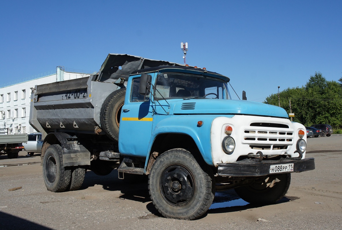 Кировская область, № Н 088 РР 11 — ЗИЛ-495710