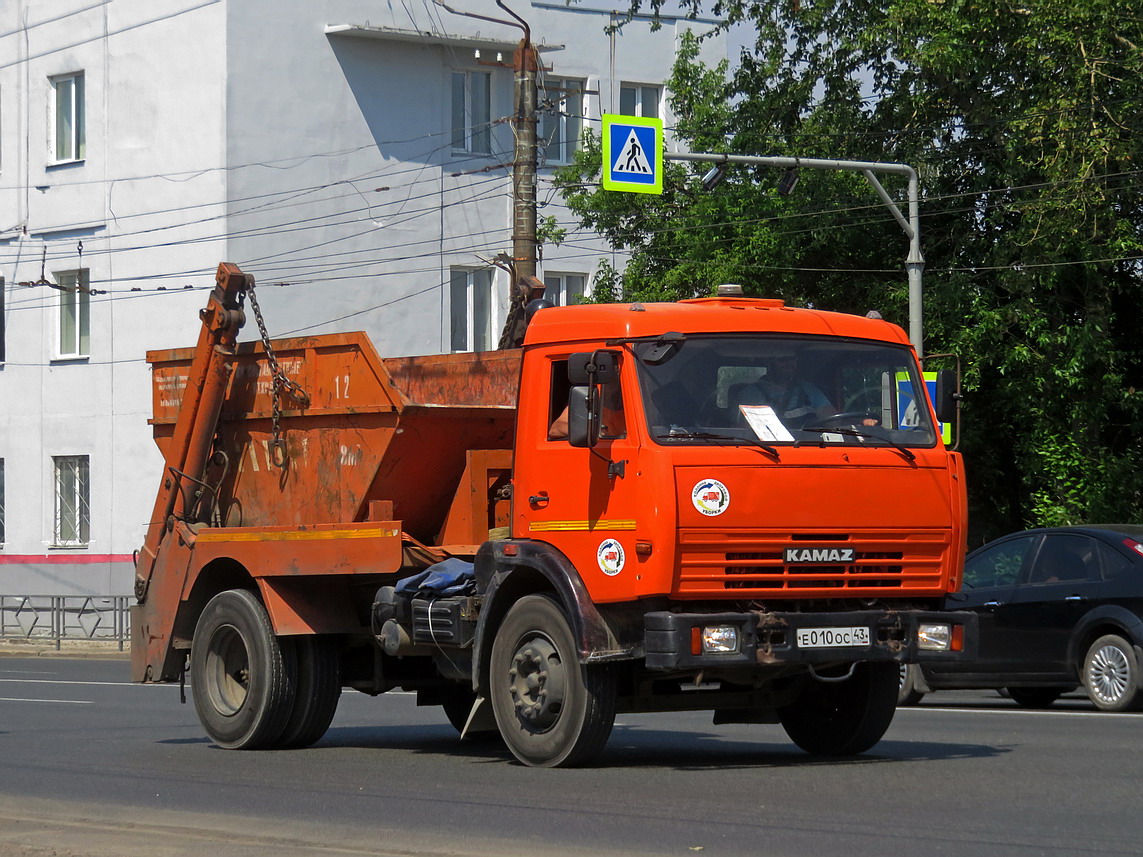 Кировская область, № Е 010 ОС 43 — КамАЗ-43253-A3(96)