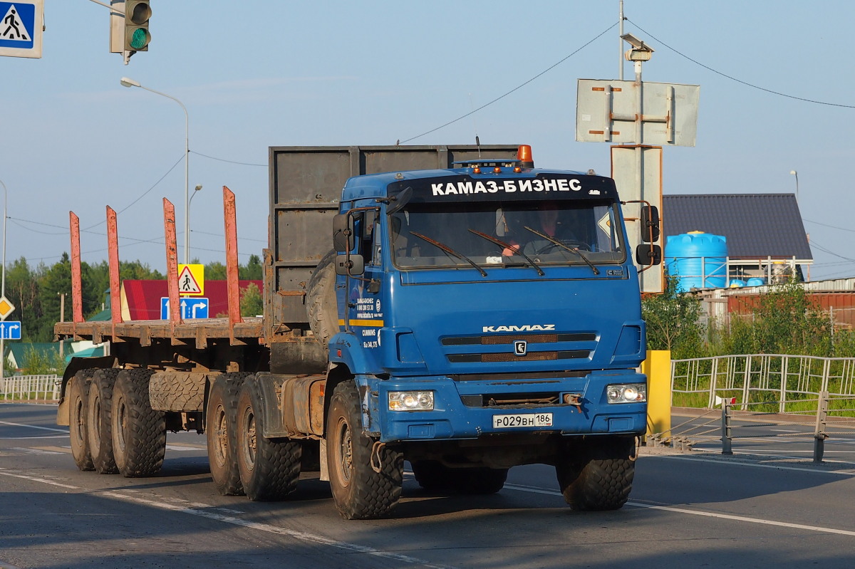 Ханты-Мансийский автоном.округ, № Р 029 ВН 186 — КамАЗ-44108-RF(08) [44108F-R]