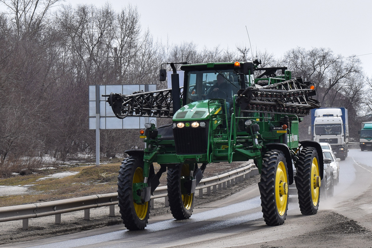 Алтайский край, № 94*6 ЕА 22 — John Deere 4730; Алтайский край — Спецтехника с нечитаемыми на фото номерами