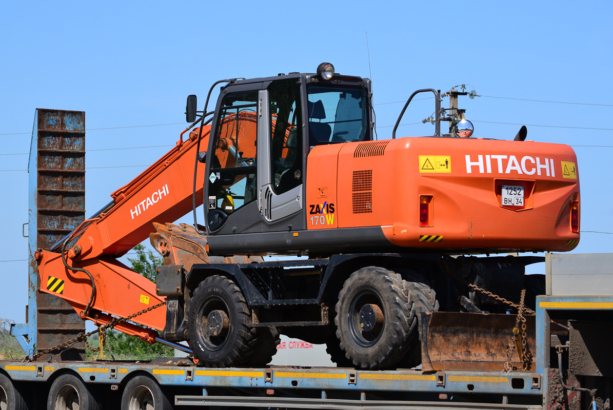Волгоградская область, № 1252 ВН 34 — Hitachi ZX170W (общая модель)