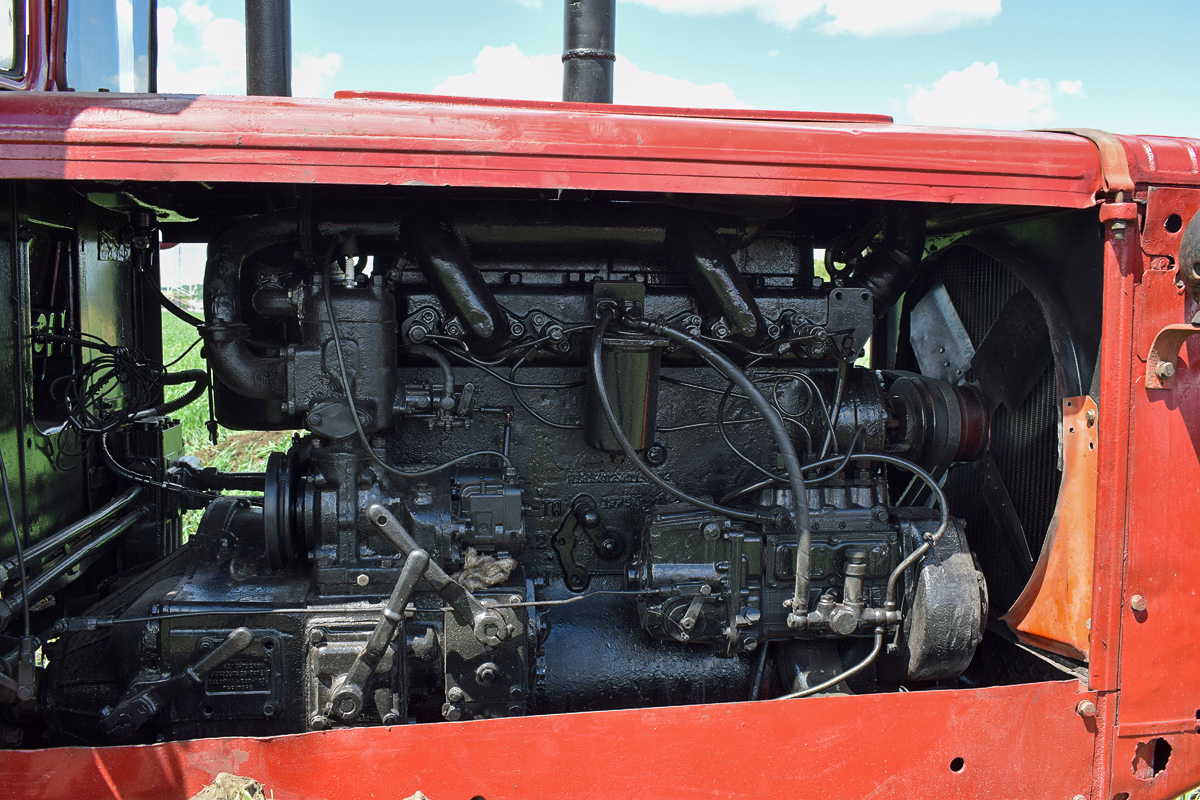 Двигатель трактор б. Двигатель трактора ДТ-75. Мотор трактора ДТ 75. Двигатель трактора ДТ 54. Двигатель трактора т4.