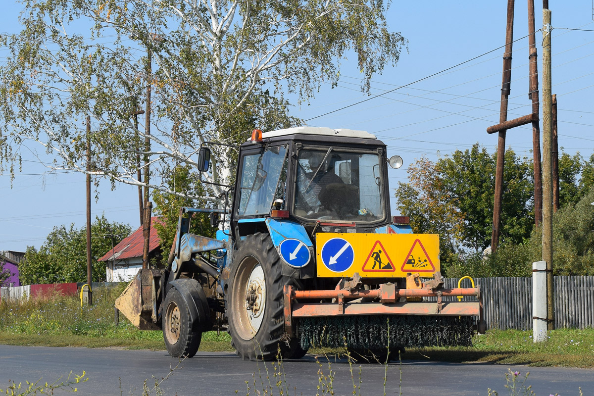 Алтайский край, № (22) Б/Н СТ 0356 — Беларус-82.1; Алтайский край — Спецтехника с нечитаемыми на фото номерами