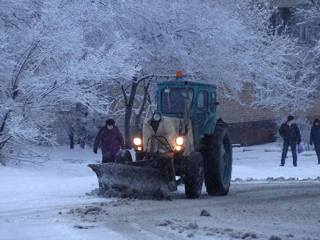 Приморский край, № (25) Б/Н СТ 0017 — Т-40АМ; Приморский край — Спецтехника с нечитаемыми на фото номерами