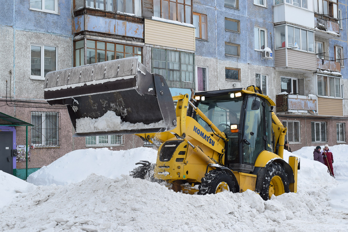 Алтайский край, № (22) Б/Н СТ 0448 — Komatsu WB93; Алтайский край — Спецтехника с нечитаемыми на фото номерами