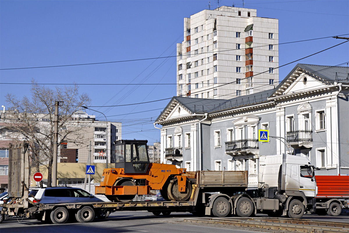 Алтайский край, № АК 0164 22 — ЧМЗАП-93853; Алтайский край, № 6908 ЕК 22 — Магистраль (общая модель)