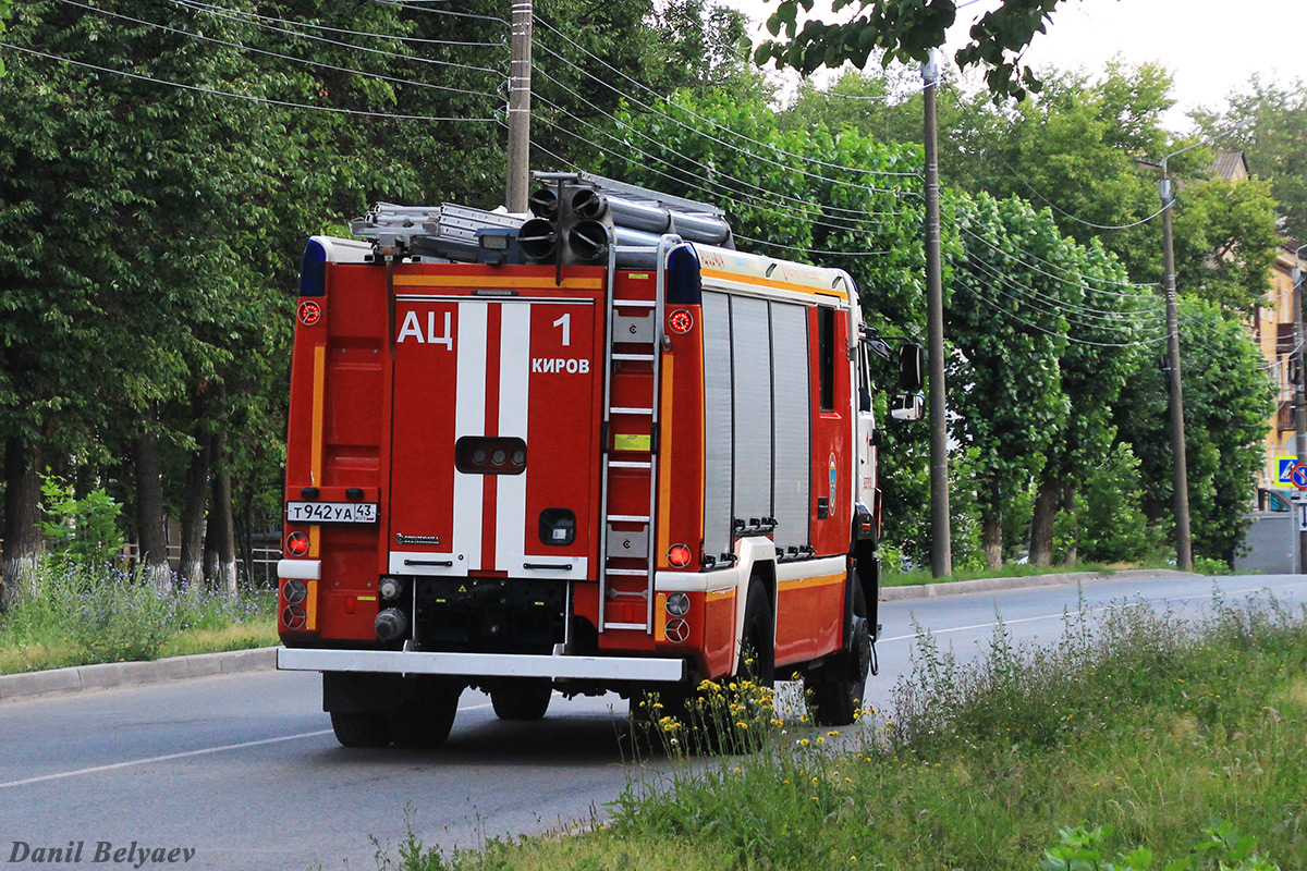 Кировская область, № Т 942 УА 43 — КамАЗ-5387-RF(08) [53870F-R]