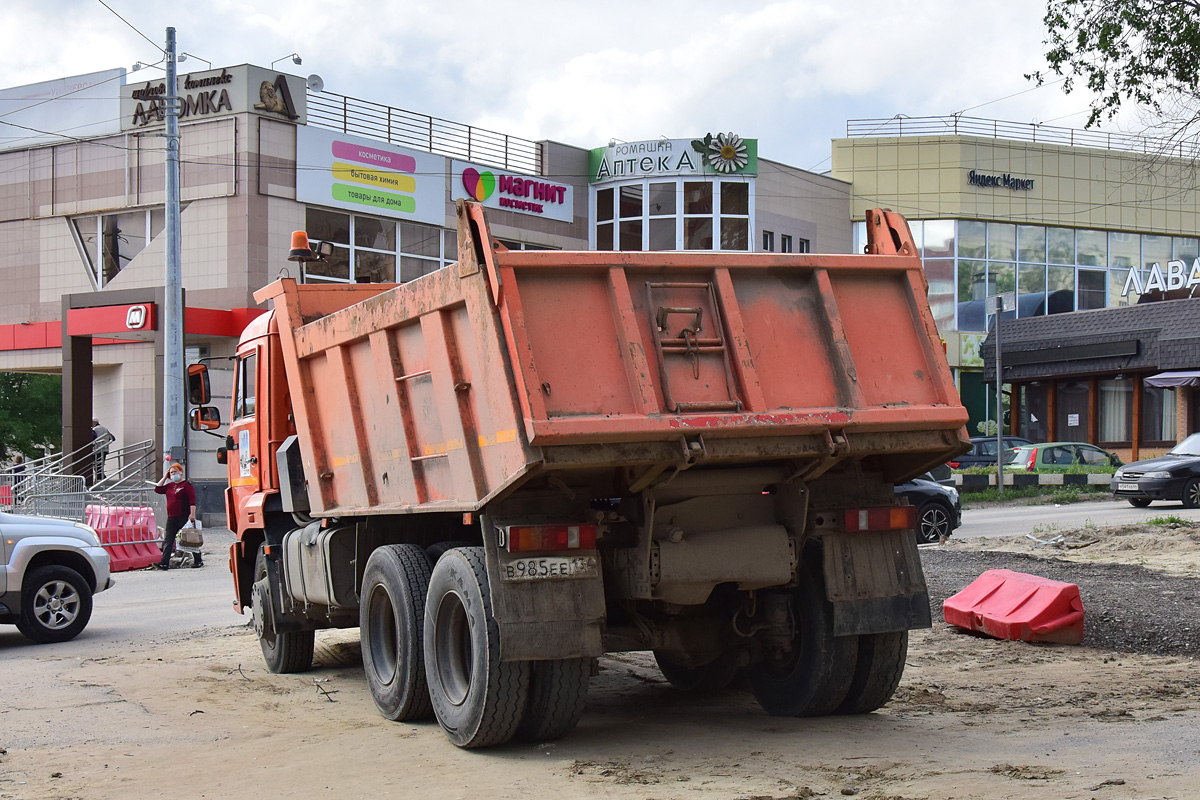 Волгоградская область, № В 985 ЕЕ 134 — КамАЗ-65115-L4(19)