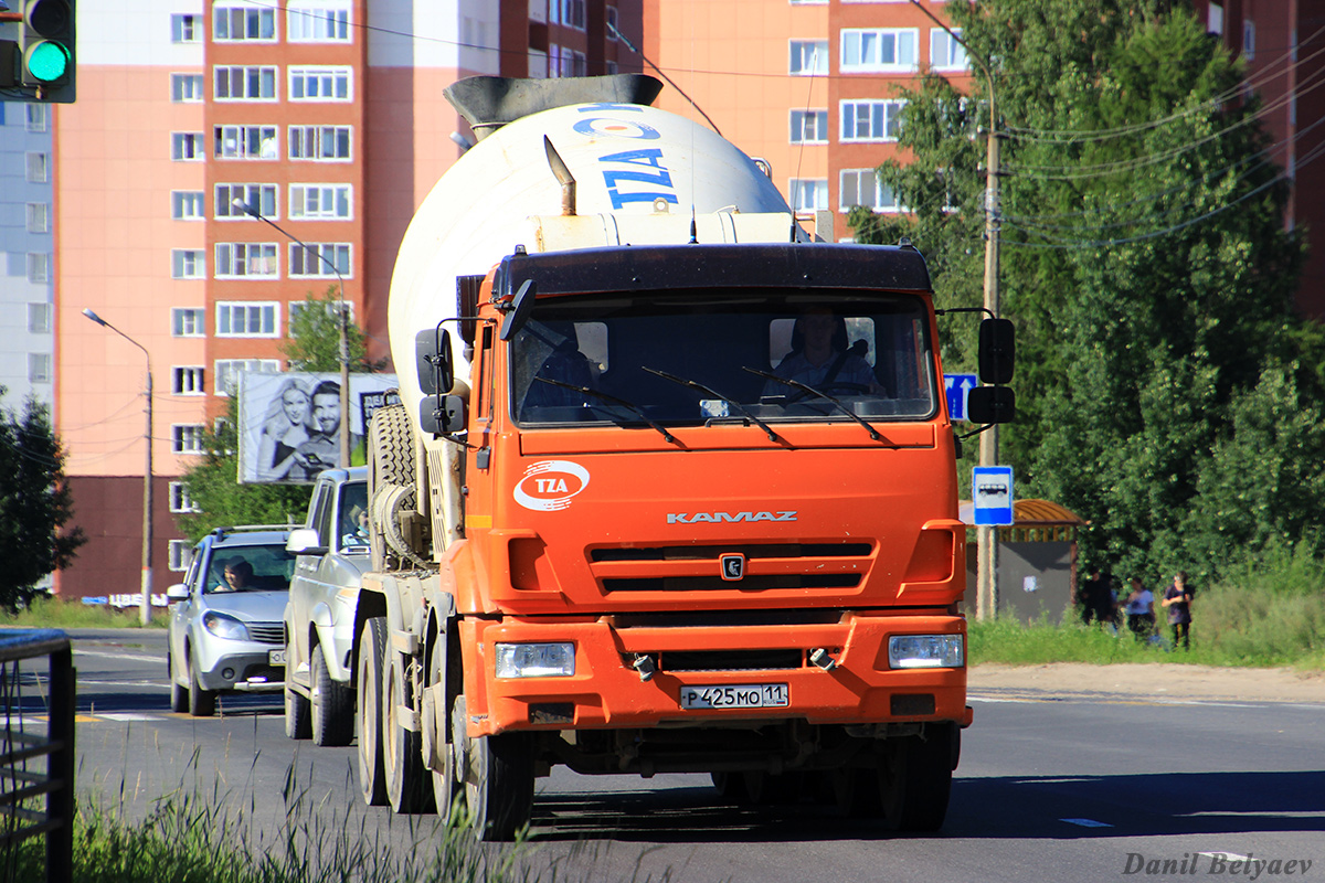 Коми, № Р 425 МО 11 — КамАЗ-6540-A5(48)