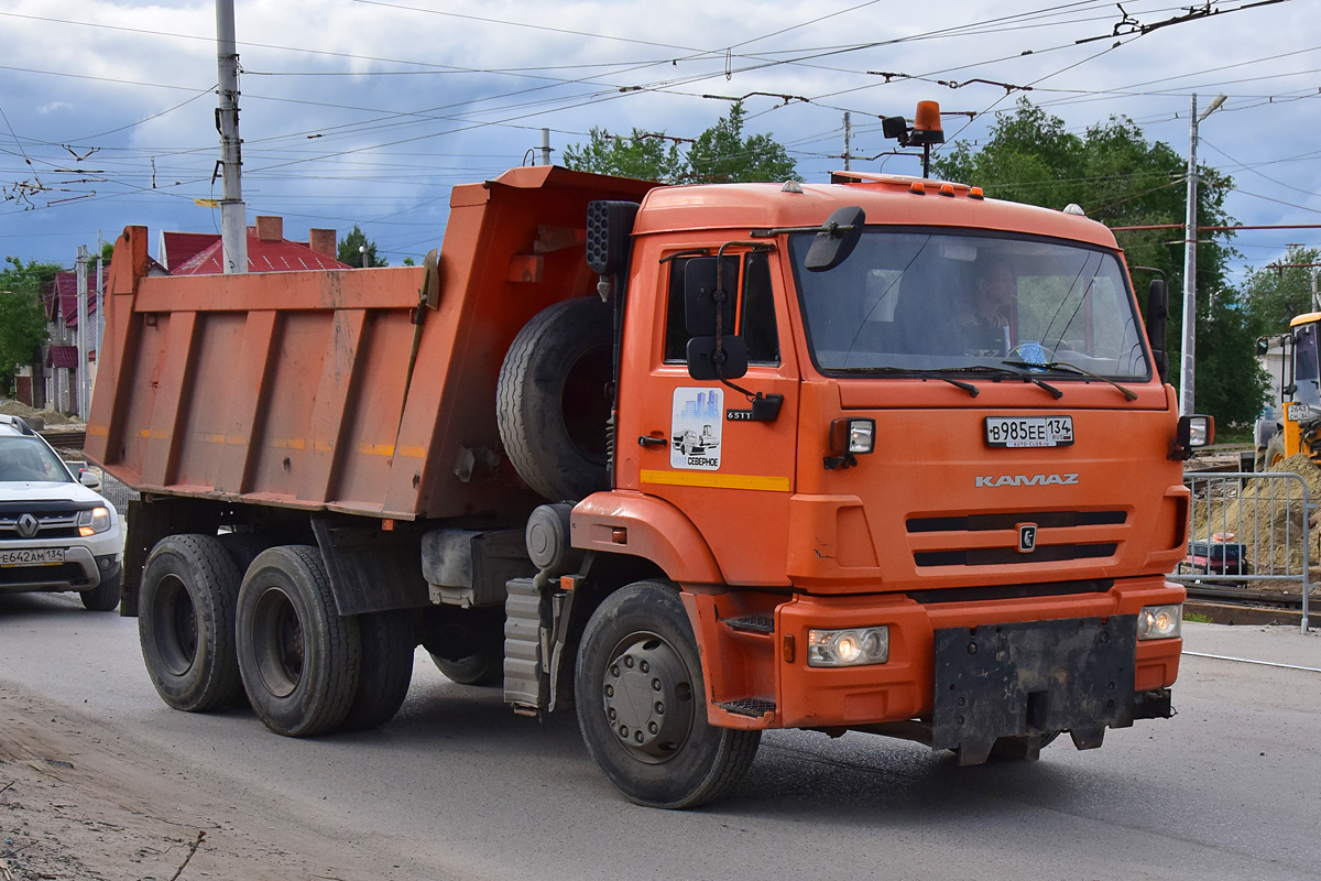 Волгоградская область, № В 985 ЕЕ 134 — КамАЗ-65115-L4(19)