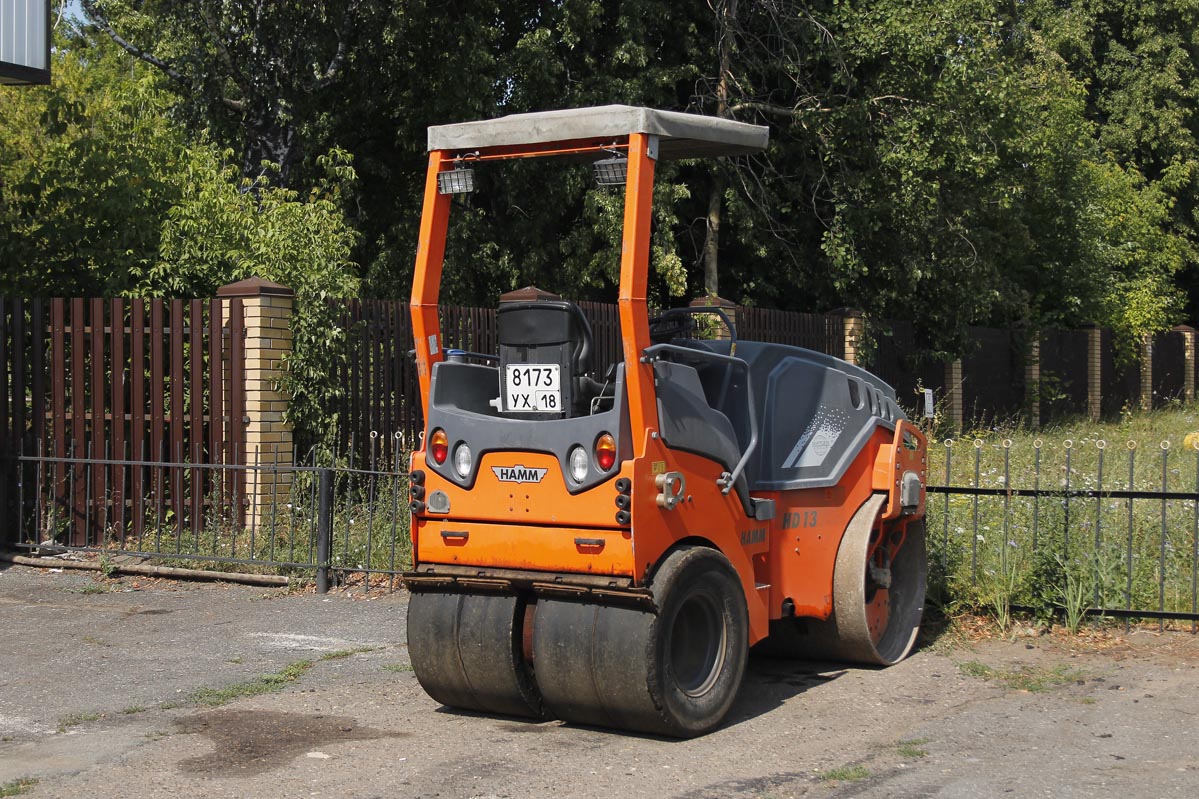 Удмуртия, № 8173 УХ 18 — Hamm HD 13VV