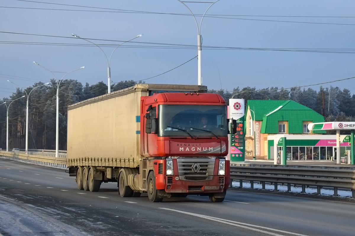 Алтайский край, № С 052 ОК 22 — Renault Magnum E-Tech ('2001)
