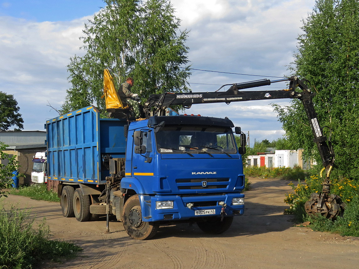 Кировская область, № Е 705 РК 43 — КамАЗ-65116-A5(48)