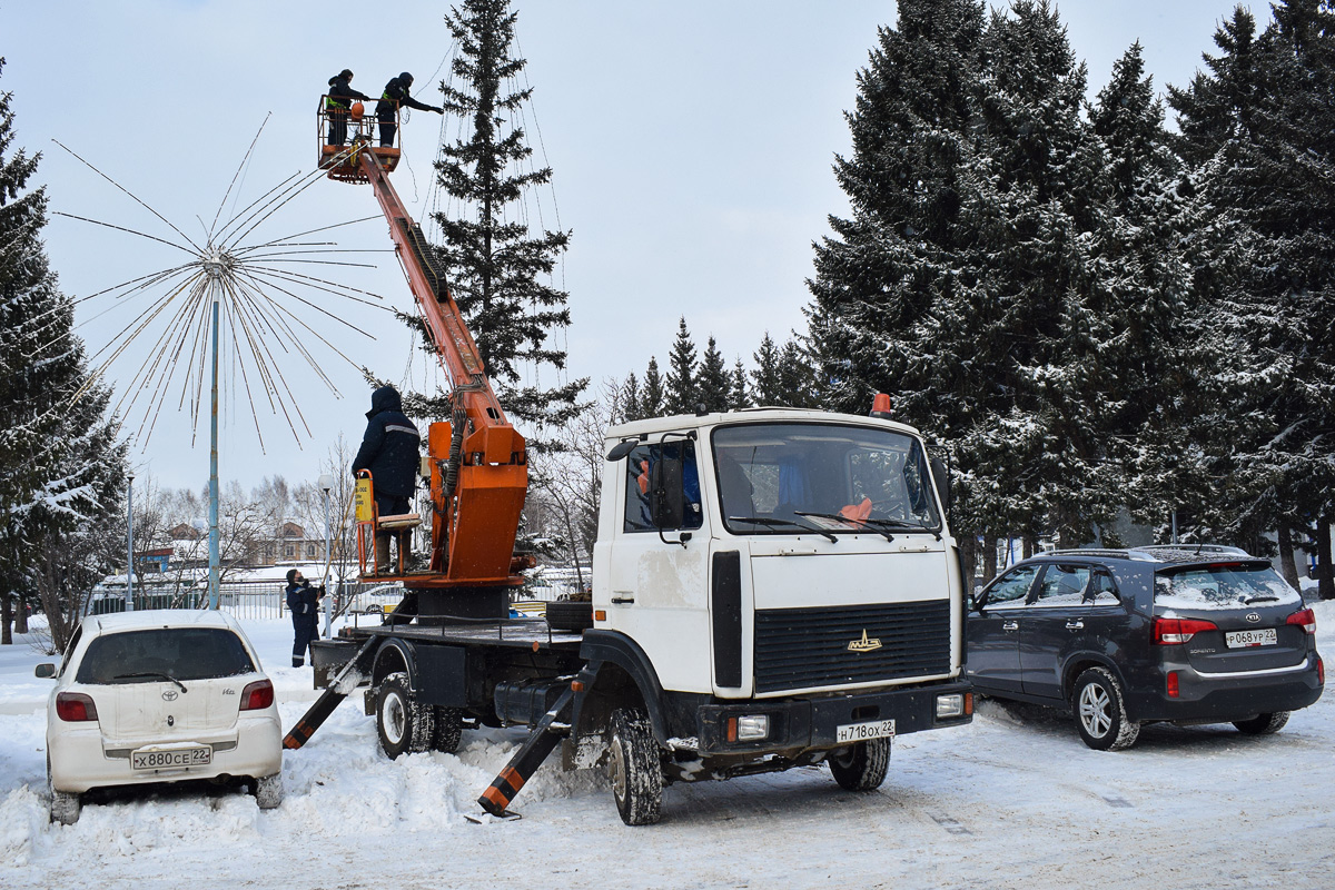 Алтайский край, № Н 718 ОХ 22 — МАЗ-437041
