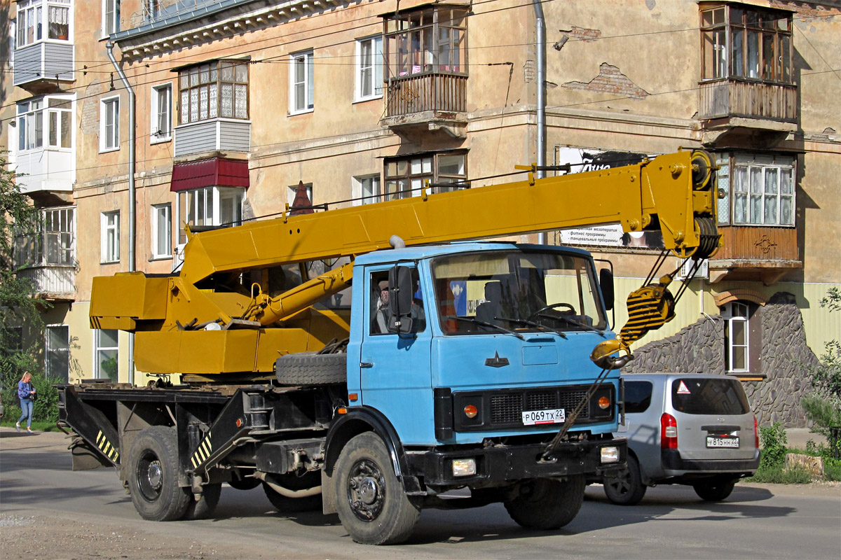 Алтайский край, № Р 069 ТХ 22 — МАЗ-5337 [533700]