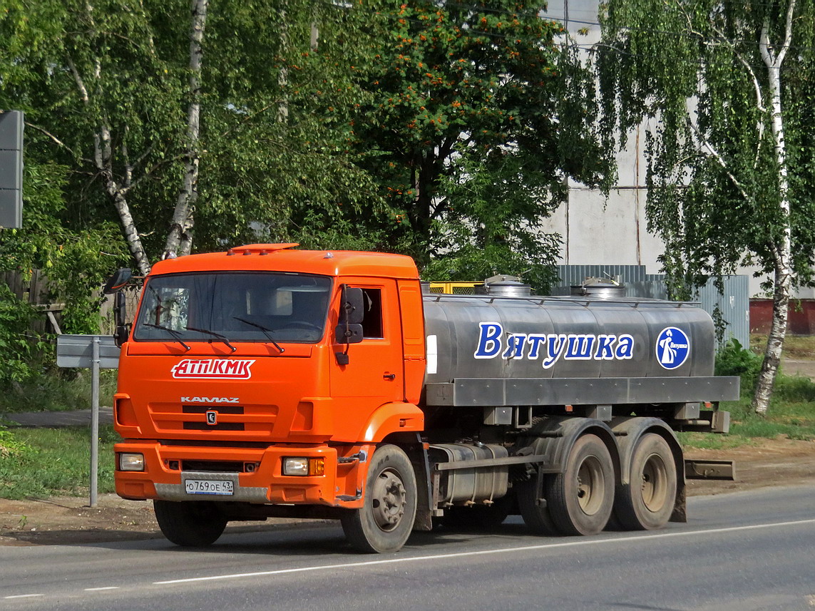 Кировская область, № О 769 ОЕ 43 — КамАЗ-65115-D3(97)