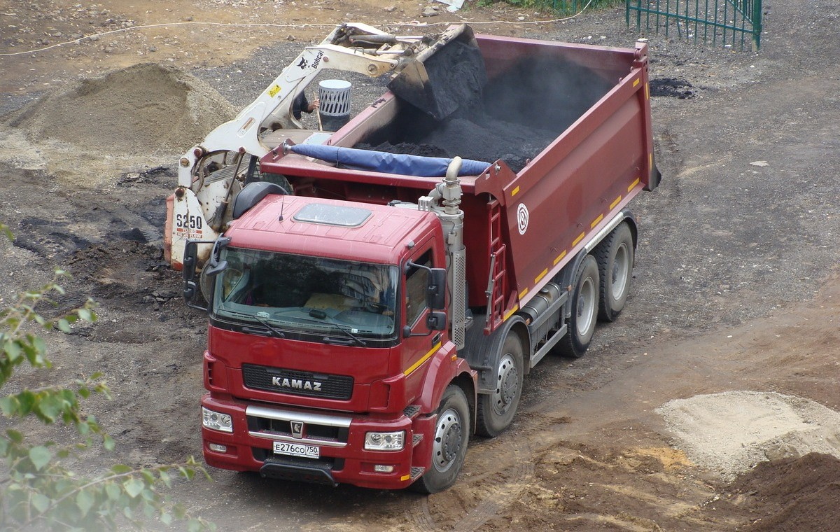 Московская область, № Е 276 СО 750 — КамАЗ-65801-T5(68)