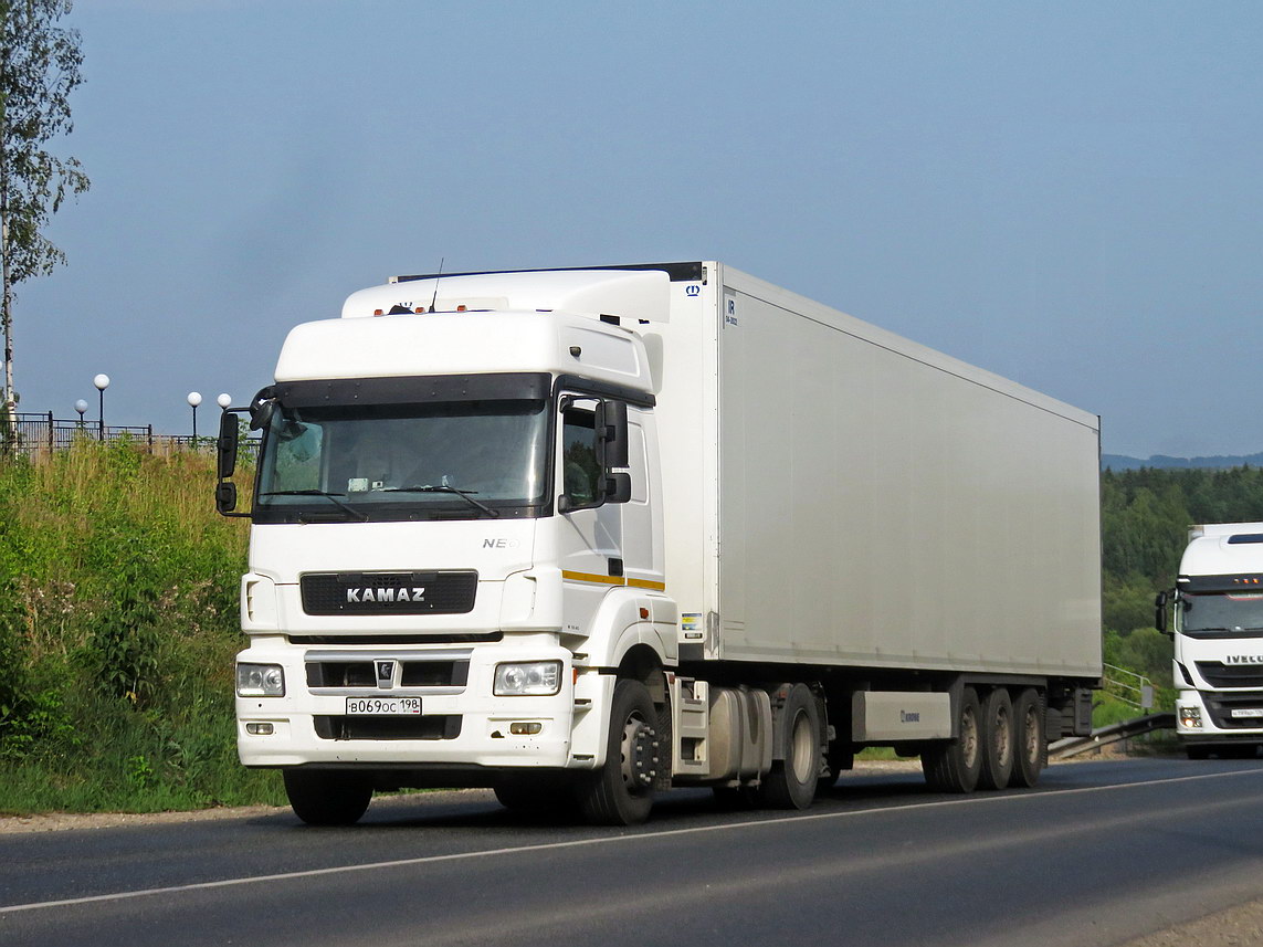 Санкт-Петербург, № В 069 ОС 198 — КамАЗ-5490-S5(87)