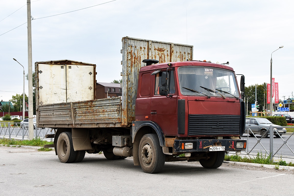 Пермский край, № М 209 УТ 159 — МАЗ-53366