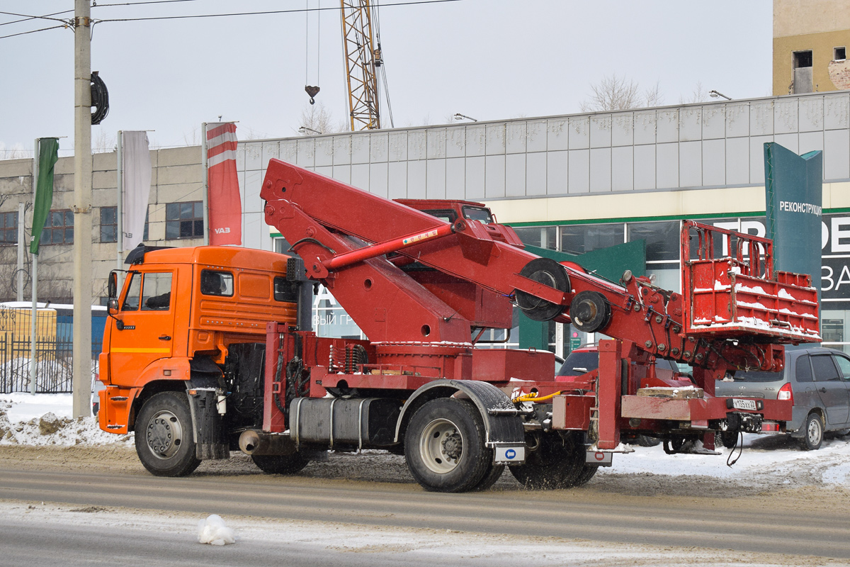 Алтайский край, № У 135 ХХ 22 — КамАЗ-43253-G5(69)