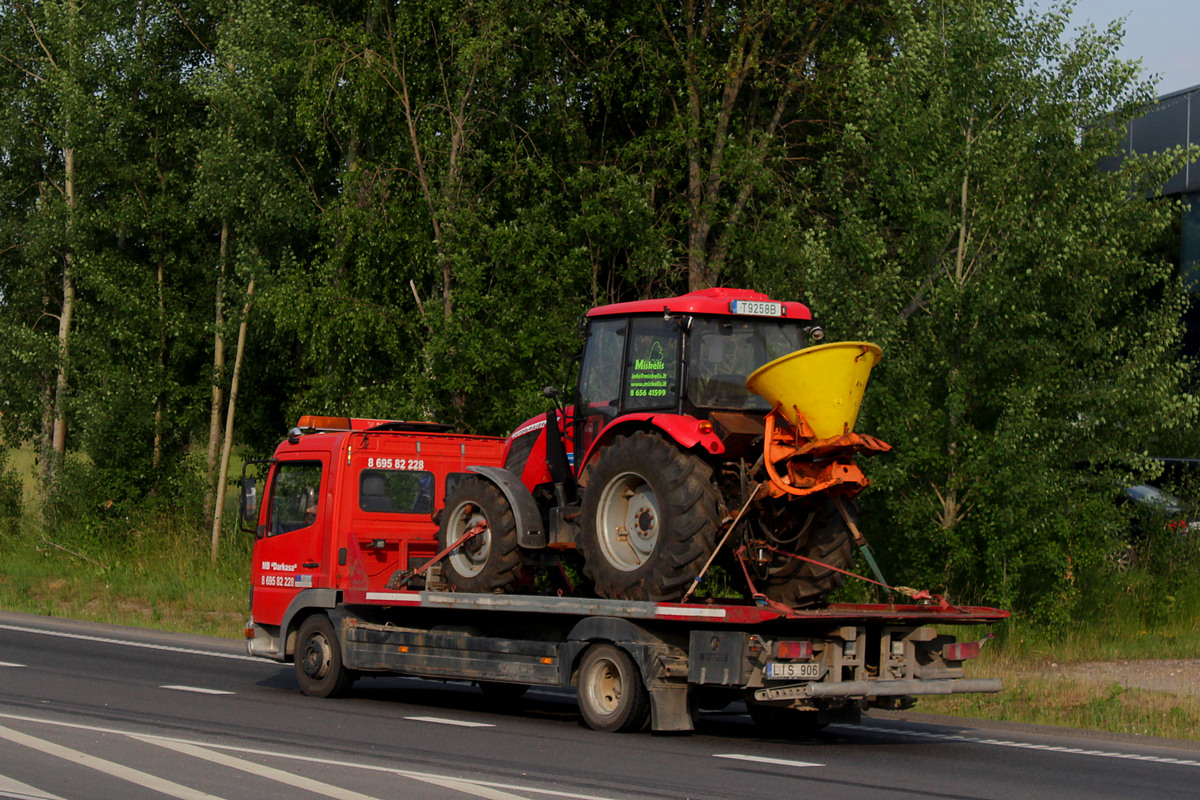 Литва, № LIS 906 — Mercedes-Benz Atego (общ.м); Литва, № T9258B — Zetor Proxima (общая модель)