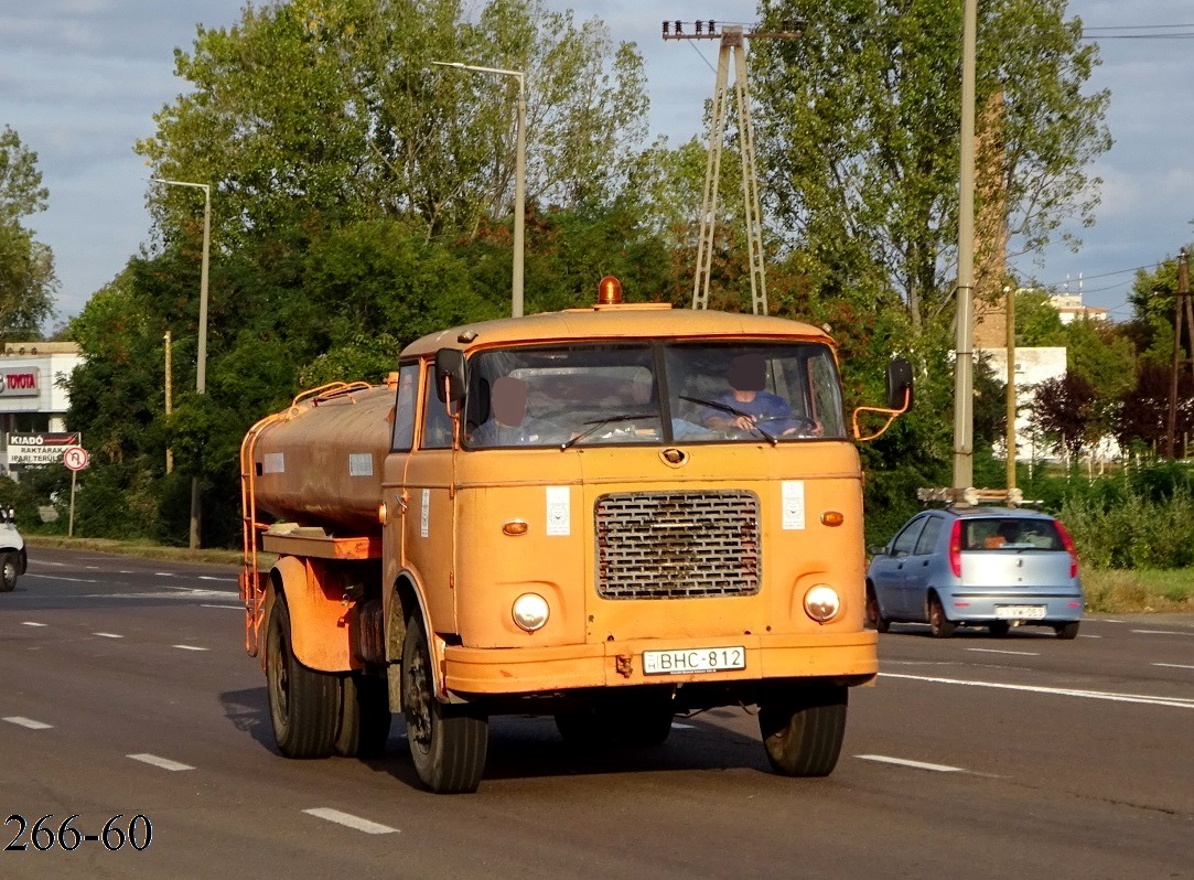 Венгрия, № BHC-812 — Škoda 706 RT