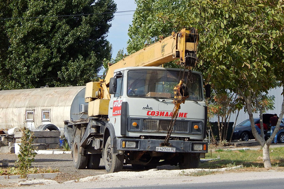 Крым, № В 422 ЕЕ 82 — МАЗ-5337 [533700]