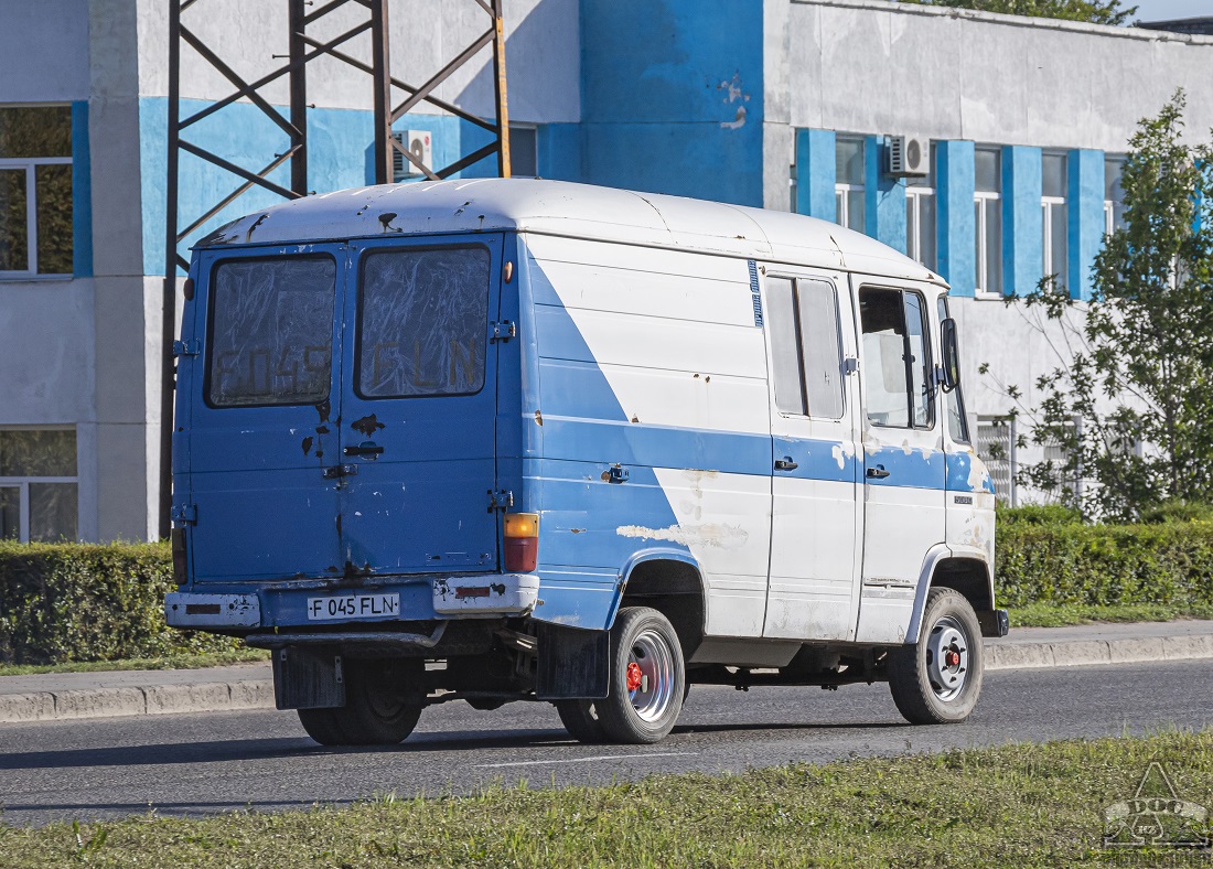 Восточно-Казахстанская область, № F 045 FLN — Mercedes-Benz T2 ('1967) 508