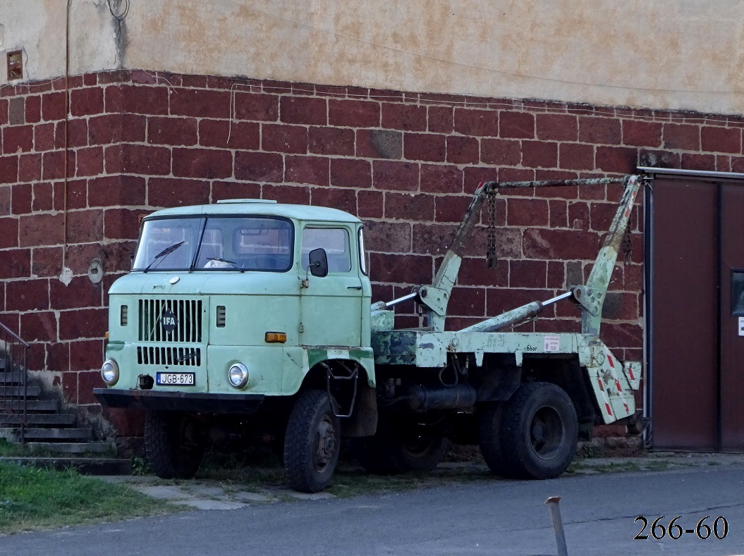 Венгрия, № JGB-673 — IFA W50LA/K, LA/Z; Венгрия — Сбор винограда в Венгрии