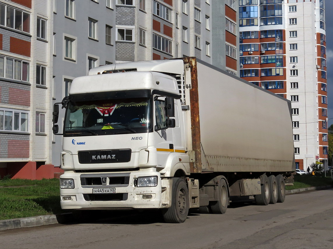Кировская область, № Н 445 ХА 43 — КамАЗ-5490-S5(87)