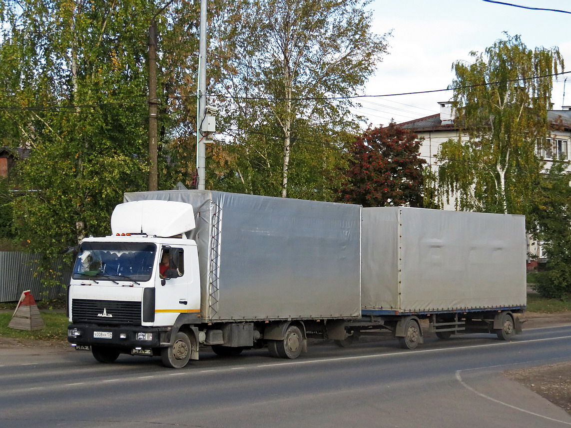 Пермский край, № А 008 НН 159 — МАЗ-437130