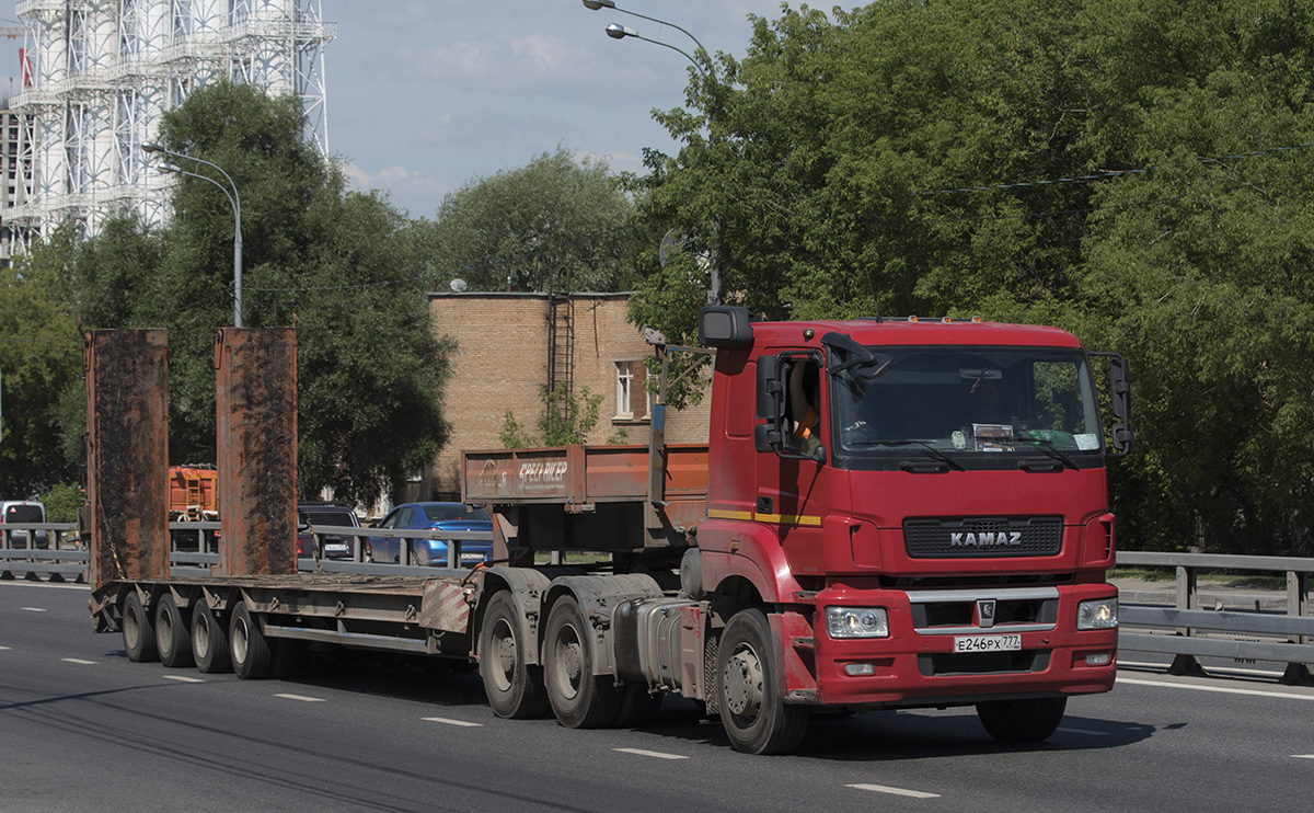 Москва, № Е 246 РХ 777 — КамАЗ-65806-T5(68)