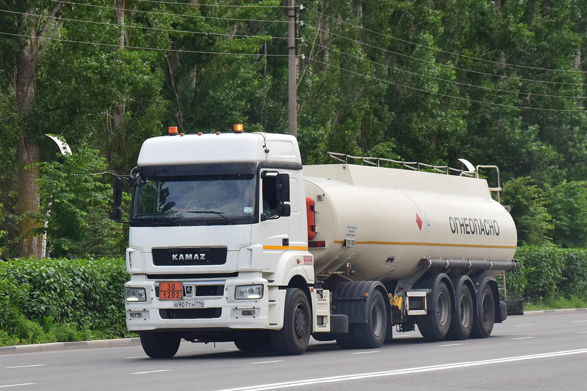 Татарстан, № В 907 ОТ 716 — КамАЗ-5490-S5(87)